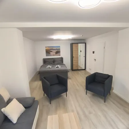 1 Og Deluxe Mit 3 Schlafzimmern Hauptbahnhof Und Zentrumsnah * Oberhausen (North Rhine-Westphalia)