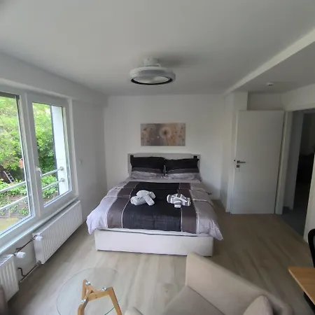 Appartement 1 Og Deluxe Mit 3 Schlafzimmern Hauptbahnhof Und Zentrumsnah *